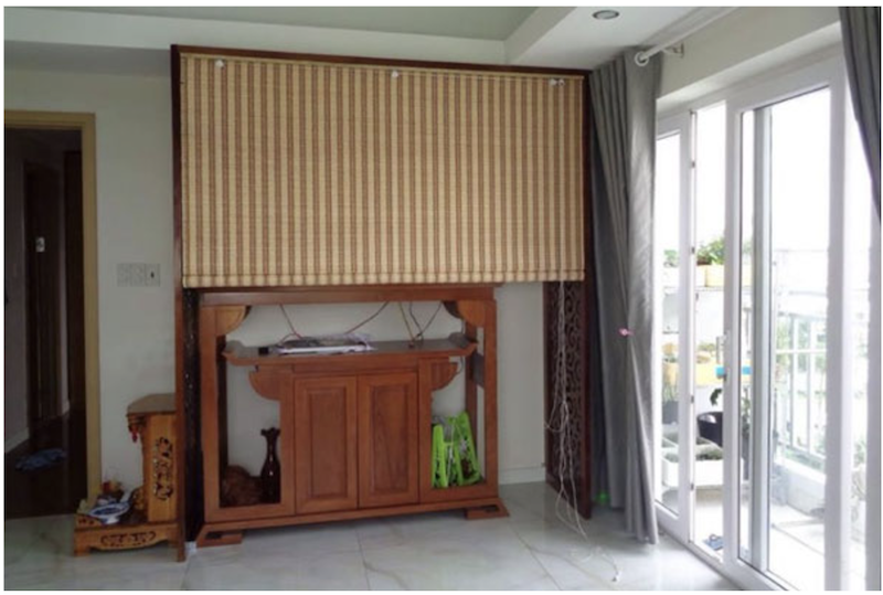 Ưu điểm của mành che nhà thờ bằng tre là nhẹ, dễ treo, giá thành phải chăng